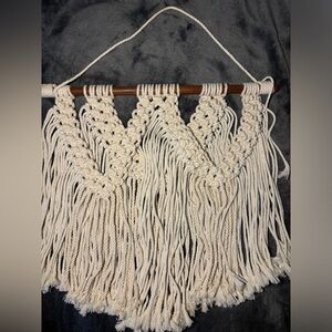A Boho Macrame Wall hanging decor!🤍